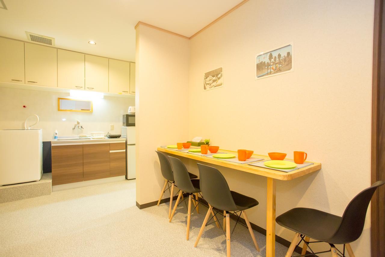 Apapane Nijo Guest House Kyoto Exterior photo